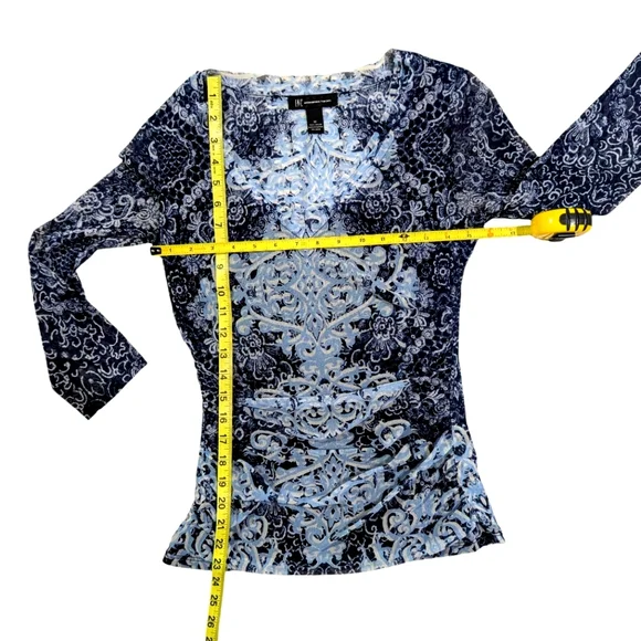 Vintage Y2K Mesh Top - Picture 3 of 8